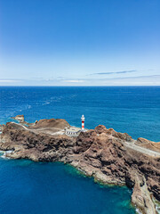 TENERIFE FARO bianco e rosso DI PUNTA DE TENO E PANORAMA OCEANO ATLANTICO