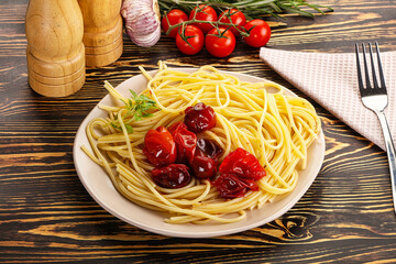 Poster - Italian pasta spaghetti with tomato