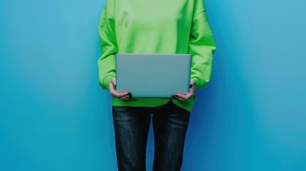 Poster - The green sweater and laptop