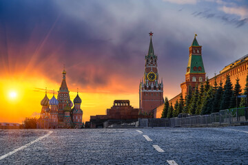 Wall Mural - saint basil's cathedral, spasskaya tower, mausoleum, moscow kremlin and red square in moscow, russia