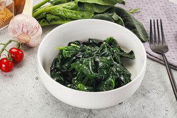 Coocked green spinach with oil