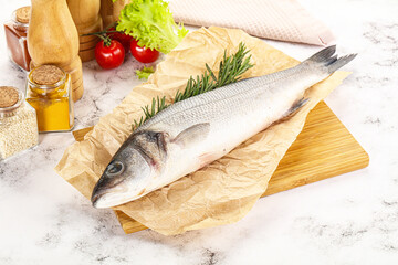 Canvas Print - Raw seabass fish for cooking