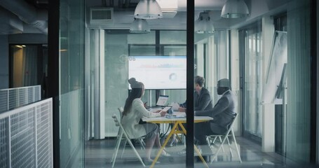 Aufkleber - Group of Corporate Workers Analyzing Results From an Advertising Campaign. Marketing Team Presenting Data Charts on Screen, Employees Having Conversations in a Glass Meeting Room