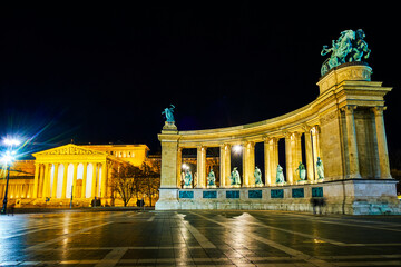 Sticker - The colonnade of the Millennium Monument on Heroes Sqaure and Fine Arts Museum, Budapest, Hungary