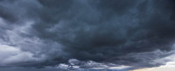 Fototapete - The dark sky had clouds gathered to the left and a strong storm before it rained.Bad weather sky.