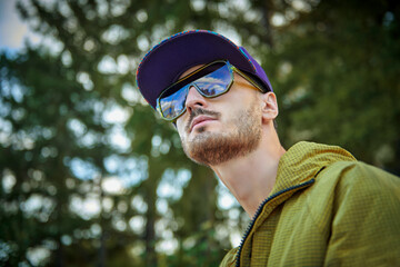 Canvas Print - guy in baseball cap