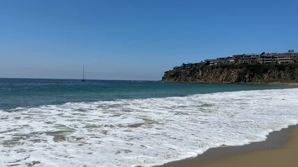 Wall Mural - Emerald Bay in Laguna Beach California 