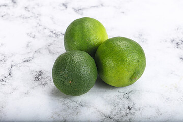 Canvas Print - Green sour tropical Lime fruit