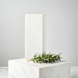 © Frau Darling - A vertical white marble product display