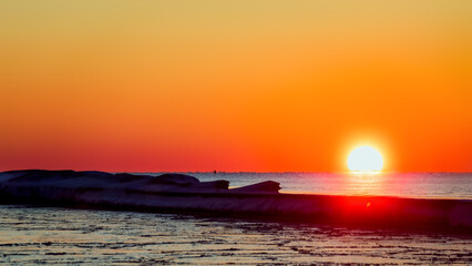 Poster - Dawn and sunrise over Lake Michigan