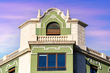 Poster - Architectural capital structure in the facade of a colonial building, Alicante, Spain