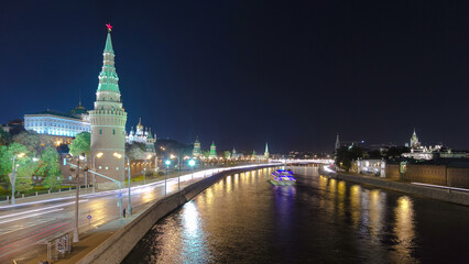 Wall Mural - View from the bridge on Moscow Kremlin and the waterfront of the Moscow river timelapse hyperlapse