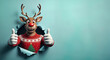 © CURIOS - Renne de noël avec un pull de Noël et bois de renne, isolé sur fond bleu espace vide pour du texte
