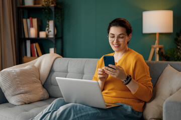 Sticker - woman using laptop