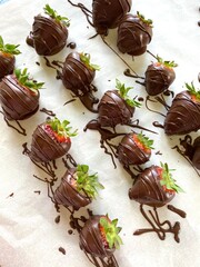 chocolate covered strawberries 