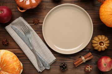 Poster - Stylish place setting and autumn decor on wooden table