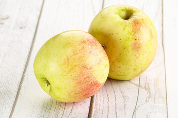 Canvas Print - Sweet juicy ripe organic apples