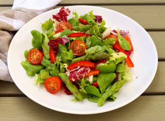 Asparagus and tomato salad