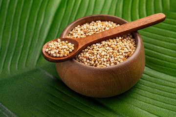 Poster - Amaranthus - Organic amaranth pops in the bowl and spoon.