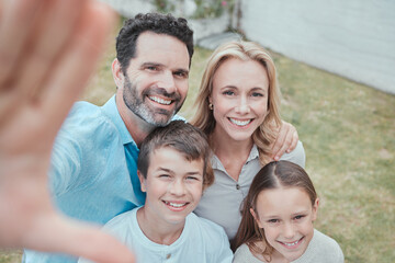 Wall Mural - Family, portrait and selfie at home for bonding, relax and support together with social media on weekend. Parents, face and happy children at house for care, memory and love with fun break in Canada