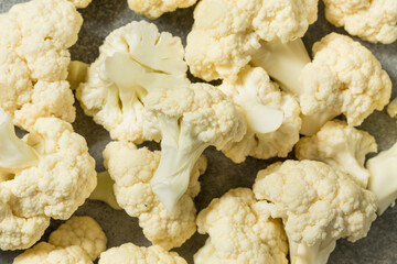 Organic Raw White Cauliflower Head