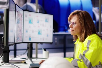 Aufkleber - Engineer Operators Using Scada System
