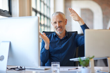 Aufkleber - Portrait, hands and businessman with office, computer and smile for growth or management. Happy, gesture and mature agent in workplace for insurance, consulting or financial advice at accounting firm