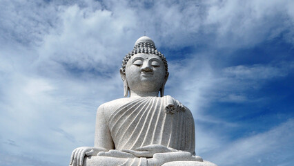 buddha statue with blue sky