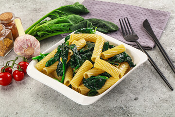 Poster - Italian cuisine - tortiglioni with spinach