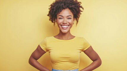 Poster - A woman with a yellow shirt is smiling and posing for a picture