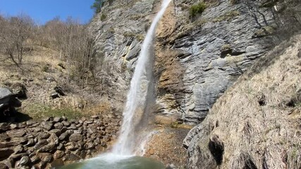 Wall Mural - Dundelbachfalls waterfalls or waterfall Dundelbachfall (waterfalls on the alpine stream Dundelbach), Lungern, Switzerland - Dundelbachfälle Wasserfälle oder Wasserfall Dundelbachfalle (Schweiz)