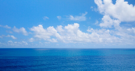 Wall Mural - blue sky and sea