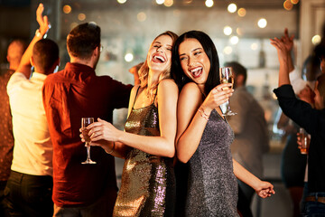 Poster - Smile, women and dance with champagne at nightclub for birthday celebration, social reunion or luxury party. Excited, friends and wine glass for new years, festival congratulations and happy hour fun