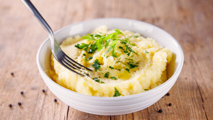 Poster - Bowl of Mashed Potatoes – Creamy and Comforting Pureed Food