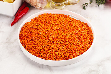 Raw red lentil for cooking