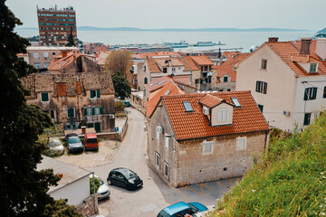 Poster - Beautiful cityscape with red tiled roofs of Split old town, Croatia.