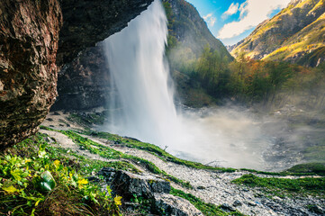 Autumn in Val Raccolana. Between peaks, lakes and streams. Julian Alps and Fontanone di Goriuda