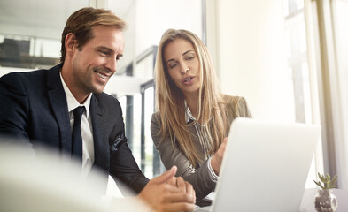 Canvas Print - Happy man, woman or laptop in office for finance, business review or advice for company growth. Team, tech and meeting in workplace for feedback, information or budget planning for financial year end