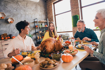 Poster - Photo of four friendly family members talk laugh eat food celebrate thanksgiving dinner apartment indoors