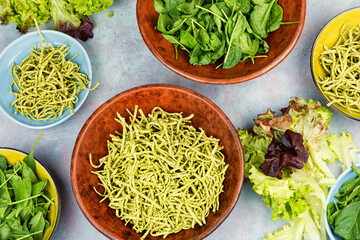 Canvas Print - Pasta with spinach.