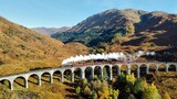 harry potter train, Glenfinnan Viaduct in Scotland