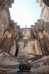 Wall Mural - Beautiful antique,art, pagoda sculpture, architecture at Sukhothai historical park