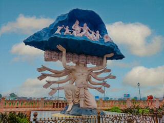 statue of ravana lifting kailash wallpaper , mahakal corridor hd images