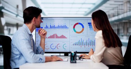 Leinwandbilder - Performance Analytics Dashboard Tech On PC Screen