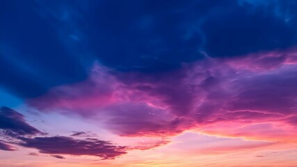 Wall Mural - Vibrant sunset sky with pink and purple