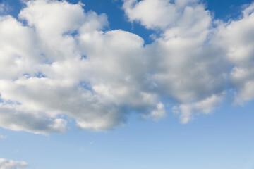 Wall Mural - picturesque view of blue sky with fluffy clouds