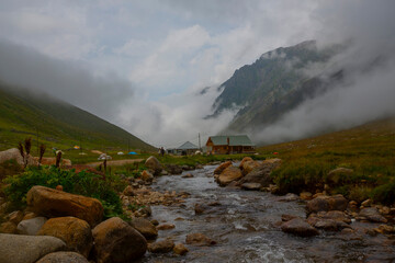 Hakkari, the valley of heaven and hell