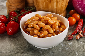 Poster - Canned beans in tomato sauce