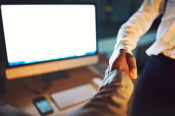 Fototapete - Screen, computer and business people with handshake, night and partnership with teamwork. Closeup, evening and employees with pc, mockup space and cooperation with project, b2b deal or collaboration