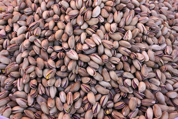 Wall Mural - helled pistachio kernels in the market, kabuklu antep fıstık